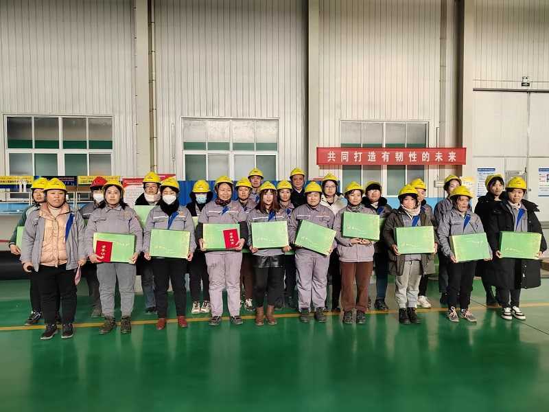 长青金属热喷涂公司庆祝三八妇女节